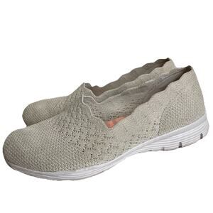 Skechers Women's Classic Fit Cooled Memory Foam Slip On Knit Shoes Flats US 7